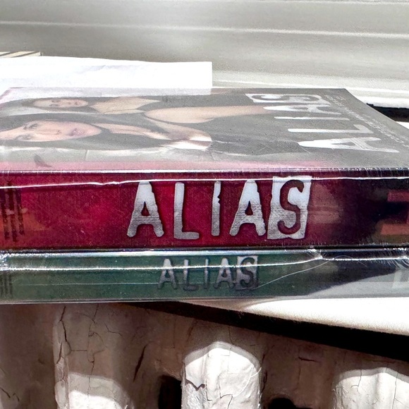 🎬  Rare - ALIAS Complete Fourth and Fifth Season DVD Set - Never Opened - Picture 6 of 15